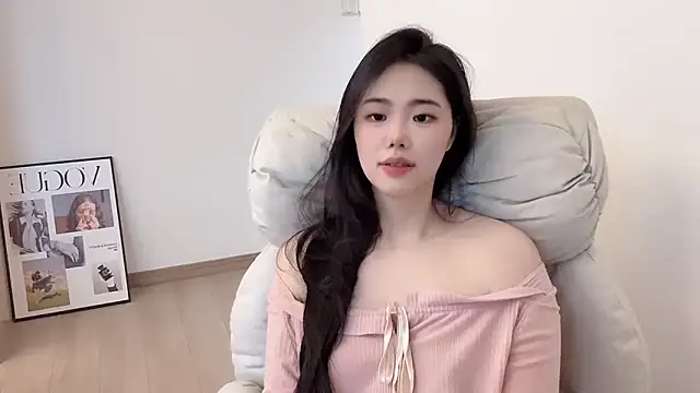suki-1 online show from 06/12/26, 09:08