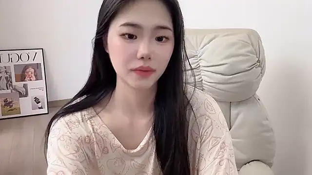 suki-1 online show from 07/18/26, 12:09