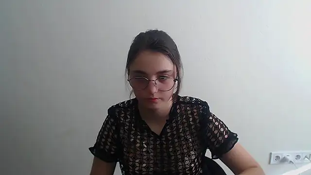 Sun Shine   online show from 07/12/26, 03:25
