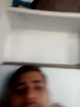 Desirock001 online show from 11/05/25, 05:29