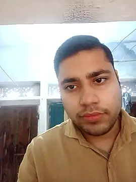 Snapshot of Desirock001 chatting on 01/08/26, 02:58 Desirock001 online show from 01/08/26, 02:58