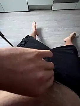 Snapshot of lollipop882 chatting on 09/28/25, 07:36 lollipop882 online show from 09/28/25, 07:36