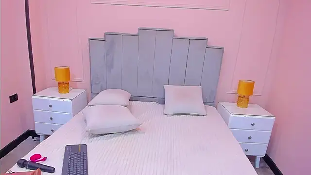 gabriela lux online show from 09/16/25, 11:55