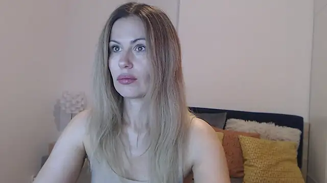 Snapshot of Lika_Soul chatting on 07/09/26, 03:38 Lika Soul online show from 07/09/26, 03:38