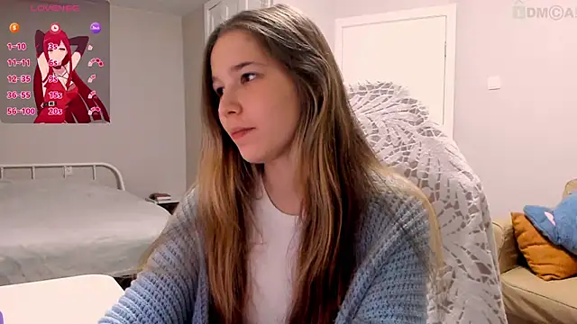 ValerieBubbles online show from 10/31/25, 09:16