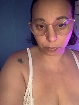 LupeLok online show from 10/11/25, 10:30