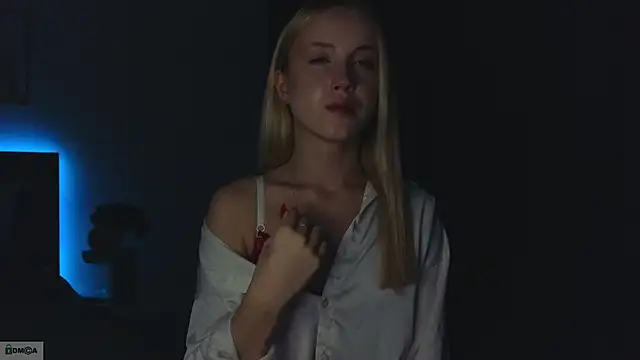 Adele Armas online show from 09/08/25, 09:36