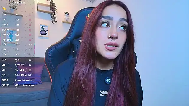 ViolethRosse online show from 10/24/25, 05:09