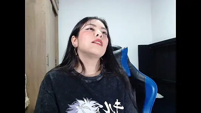 EloiseJun online show from 07/05/26, 04:52