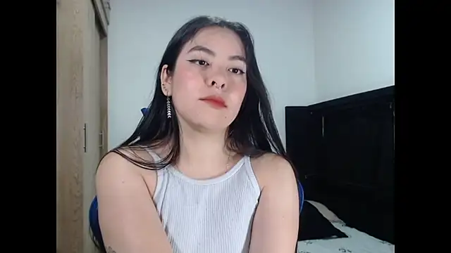 EloiseJun online show from 07/29/26, 10:30