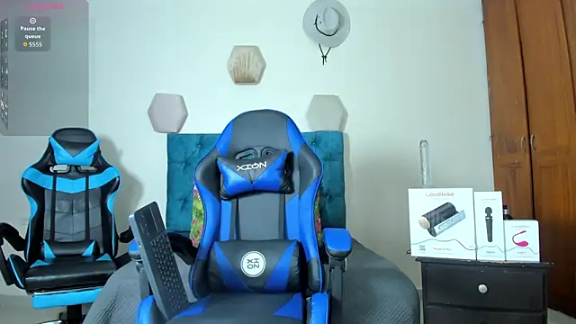  taylor black online show from 09/22/25, 11:40