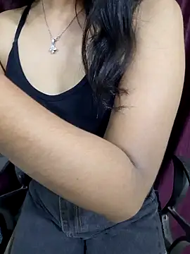 Snapshot of Monalisa670 chatting on 09/23/25, 01:14 Monalisa670 online show from 09/23/25, 01:14