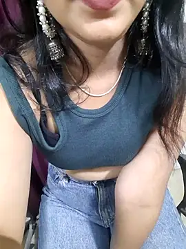 Snapshot of Monalisa670 chatting on 10/11/25, 07:12 Monalisa670 online show from 10/11/25, 07:12