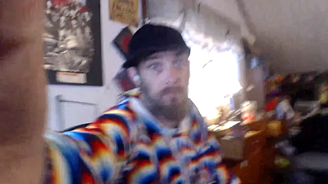 Snapshot of thejuicybacon chatting on 09/23/25, 04:10 thejuicybacon online show from 09/23/25, 04:10