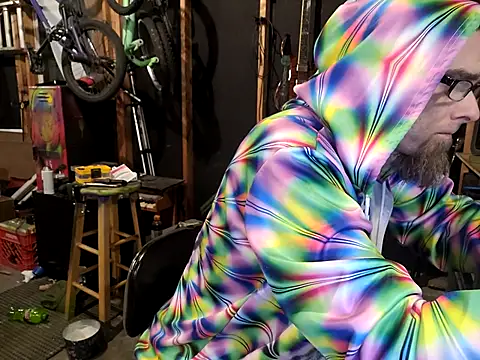 Snapshot of thejuicybacon chatting on 10/21/25, 05:30 thejuicybacon online show from 10/21/25, 05:30