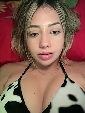 MissCat  online show from 11/16/25, 02:06