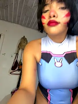 Snapshot of Ada_sienn chatting on 12/15/25, 12:59 Ada sienn online show from 12/15/25, 12:59