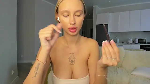 sayo mao18 online show from 09/17/25, 09:22