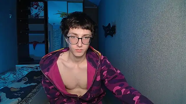 8goat online show from 12/02/25, 07:03