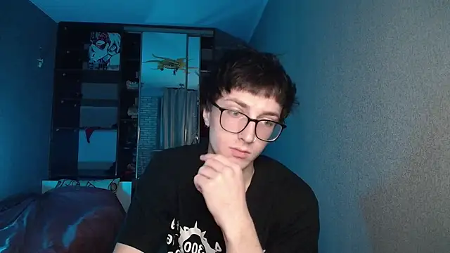 8goat online show from 12/05/25, 03:04