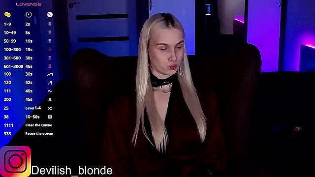 HitchcocianBlonde online show from 03/03/26, 06:25