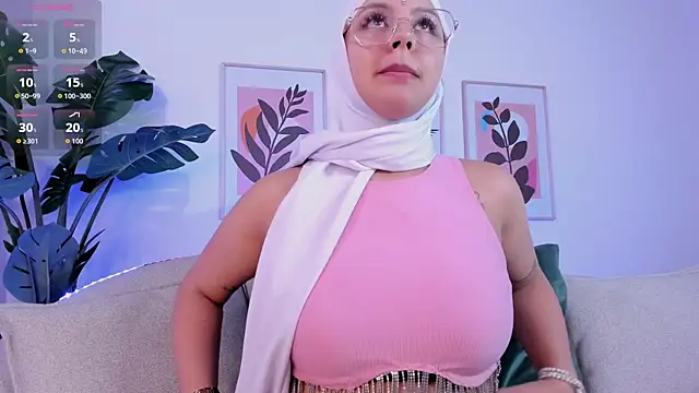 crystal peed online show from 09/12/25, 11:21