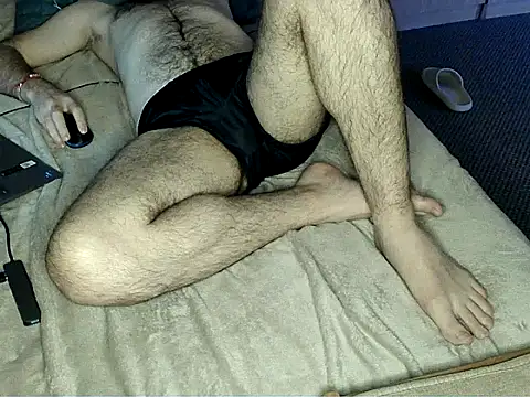 Snapshot of bul_boy chatting on 03/08/26, 08:34 bul boy online show from 03/08/26, 08:34