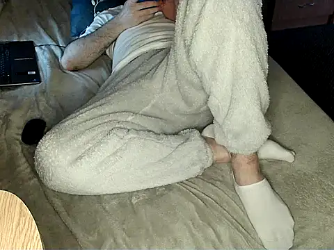 Snapshot of bul_boy chatting on 03/28/26, 06:18 bul boy online show from 03/28/26, 06:18