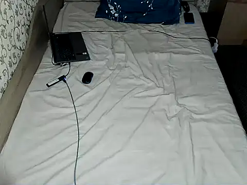 Snapshot of bul_boy chatting on 04/07/26, 05:35 bul boy online show from 04/07/26, 05:35