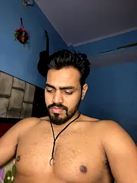 Snapshot of fireboyyyyy chatting on 11/26/25, 05:58 fireboyyyyy online show from 11/26/25, 05:58