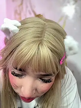 hinata dolly online show from 05/15/26, 11:50