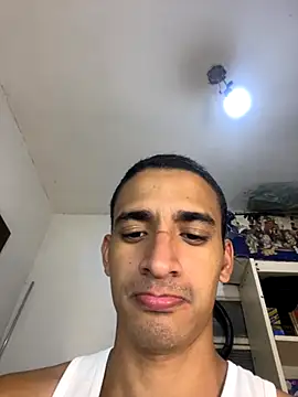 ikaro21 online show from 10/29/25, 04:04