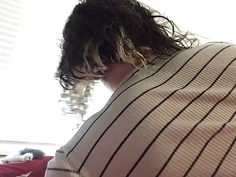 Snapshot of paigeycakes chatting on 09/14/25, 10:42 paigeycakes online show from 09/14/25, 10:42