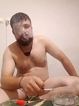 Snapshot of nihattttttttttttttt chatting on 10/05/25, 10:40 nihattttttttttttttt online show from 10/05/25, 10:40