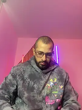 Snapshot of magnumchris chatting on 03/18/26, 01:47 magnumchris online show from 03/18/26, 01:47
