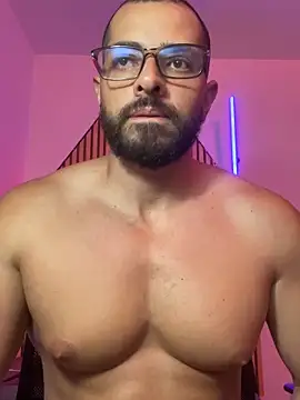 Snapshot of magnumchris chatting on 03/20/26, 02:38 magnumchris online show from 03/20/26, 02:38