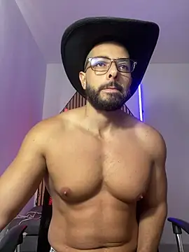 Snapshot of magnumchris chatting on 04/01/26, 04:15 magnumchris online show from 04/01/26, 04:15