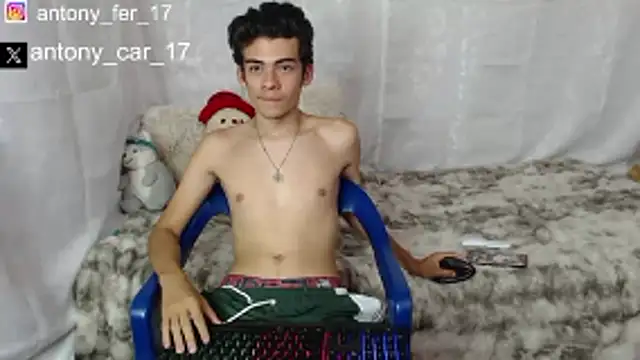 Snapshot of Rimuru17 chatting on 10/23/25, 07:45 Rimuru17 online show from 10/23/25, 07:45