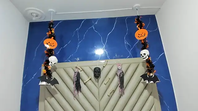 Ibbie drastic online show from 10/24/25, 12:01