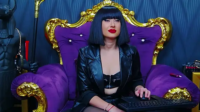 LaraMaeve online show from 10/06/25, 05:16