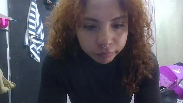 Snapshot of VioletV chatting on 07/07/26, 03:42 VioletV online show from 07/07/26, 03:42
