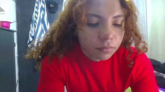 Snapshot of VioletV chatting on 07/25/26, 02:20 VioletV online show from 07/25/26, 02:20