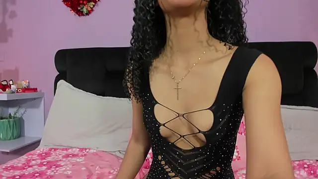 Snapshot of KendallWings chatting on 11/29/25, 04:26 KendallWings online show from 11/29/25, 04:26