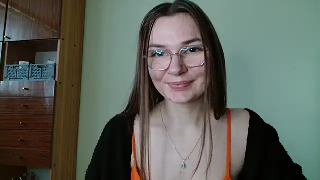 LooveELLYx online show from 01/17/25, 07:41