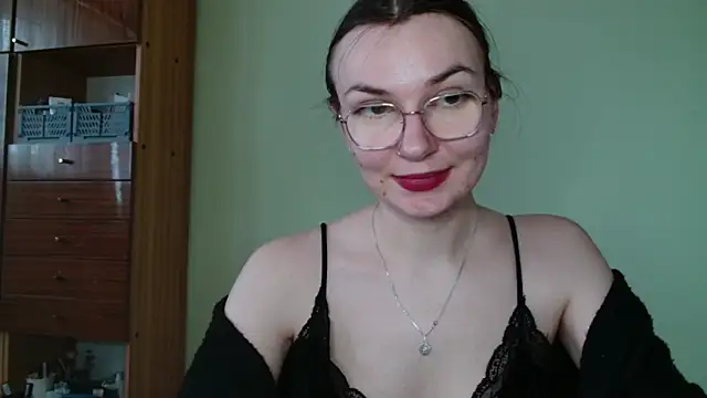 LooveELLYx online show from 02/05/25, 02:48