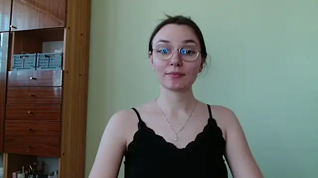 LooveELLYx online show from 03/07/25, 07:52