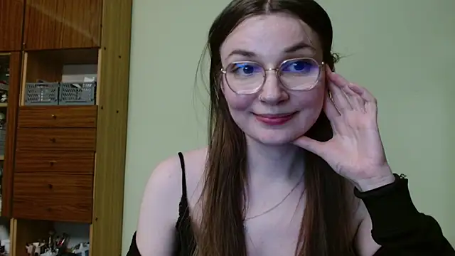 LooveELLYx online show from 03/09/25, 05:49