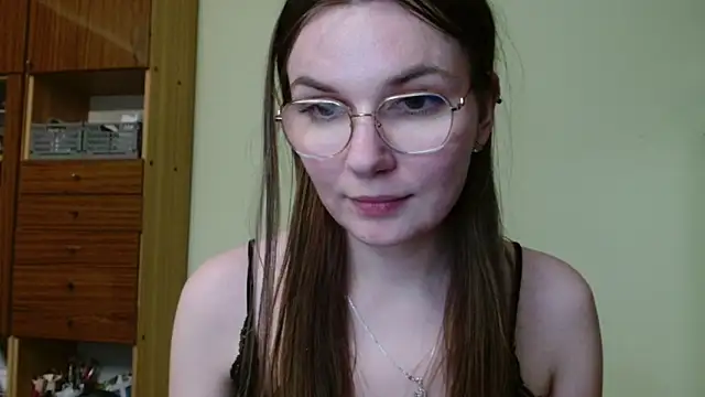 LooveELLYx online show from 03/09/25, 08:52