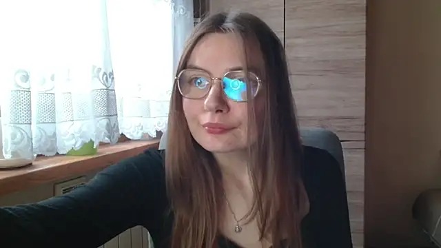 Snapshot of LooveELLYx chatting on 11/10/25, 07:29 LooveELLYx online show from 11/10/25, 07:29