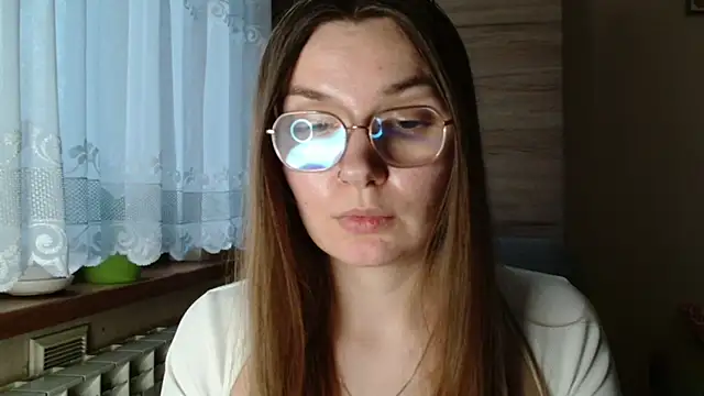 Snapshot of LooveELLYx chatting on 12/03/25, 02:37 LooveELLYx online show from 12/03/25, 02:37